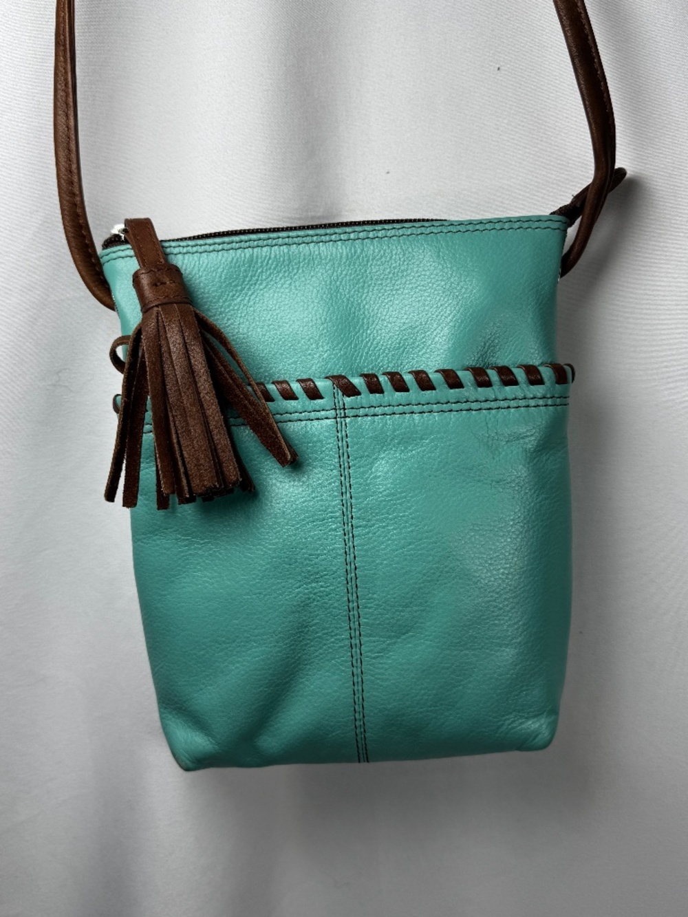 iLi New York Leather Tassel Crossbody Bag